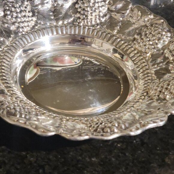 William Adams SPAIN Vintage Fine Silverplate 11.25" Repousse Bowl Rococo Revival - Picture 4 of 11
